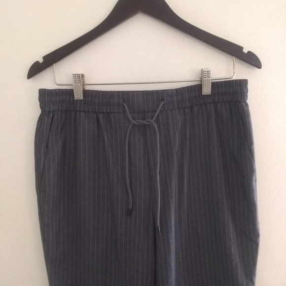 NEW LOOK Casual Pants - Picture 6 of 6